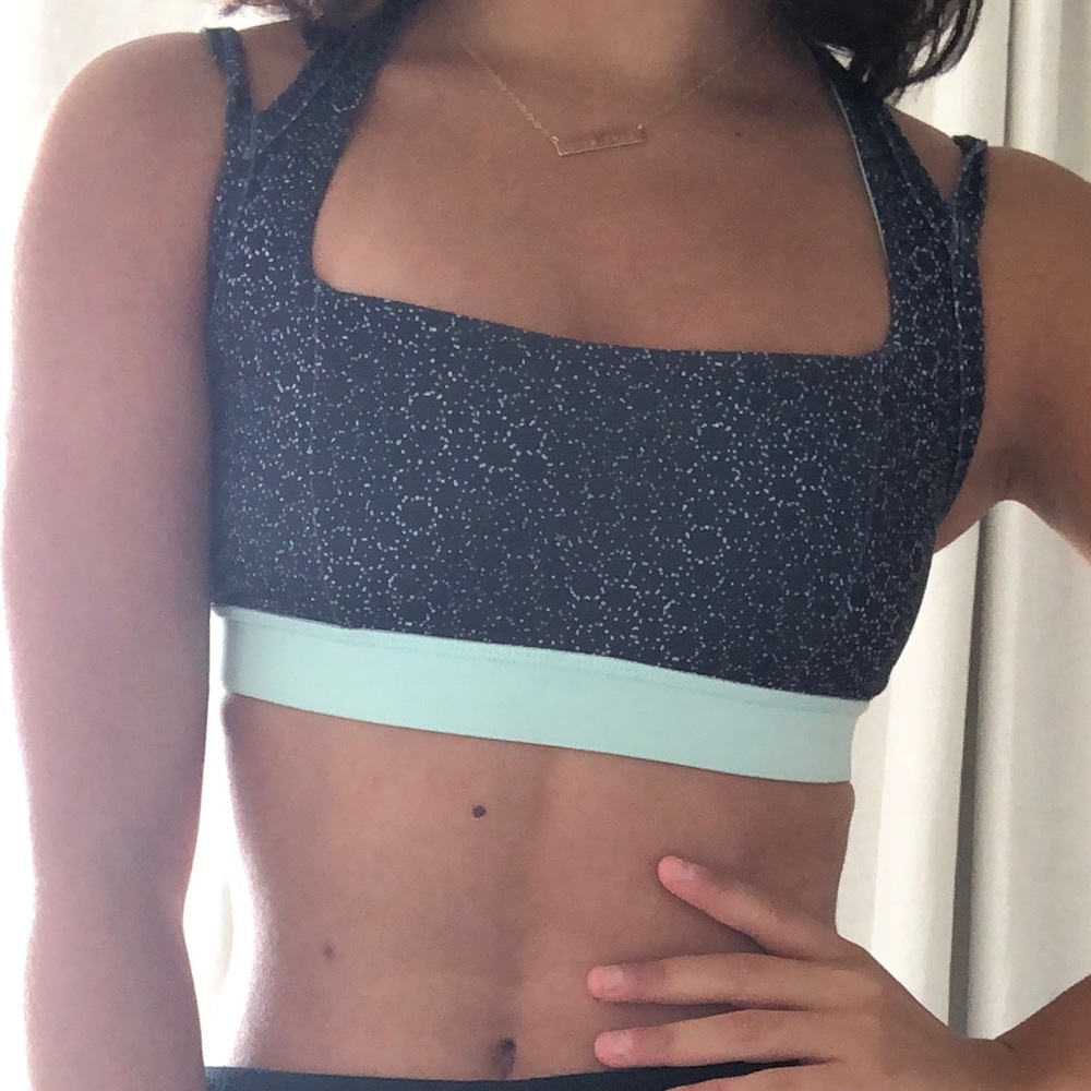 Lululemon Navy & Light Blue Sports Bra Size 2